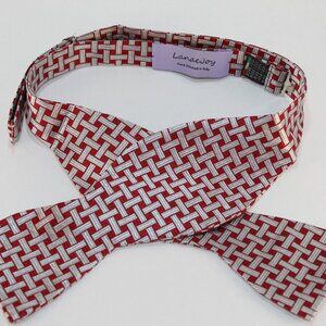 NEW Lanae Joy Silk Adjustable Bow Tie Bowtie / Red Silver / Privat…